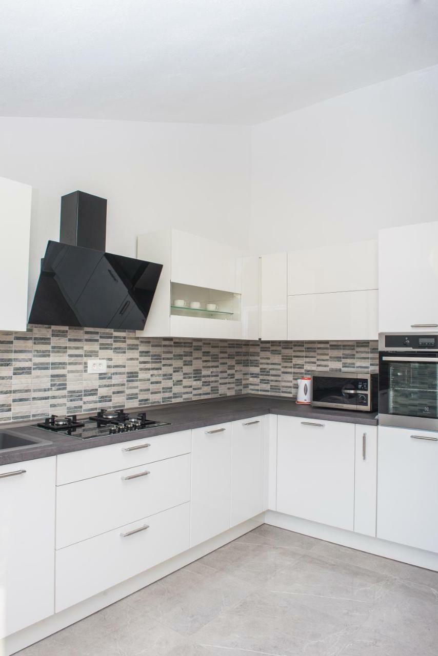 Apartman Franko Lägenhet Grebaštica Exteriör bild