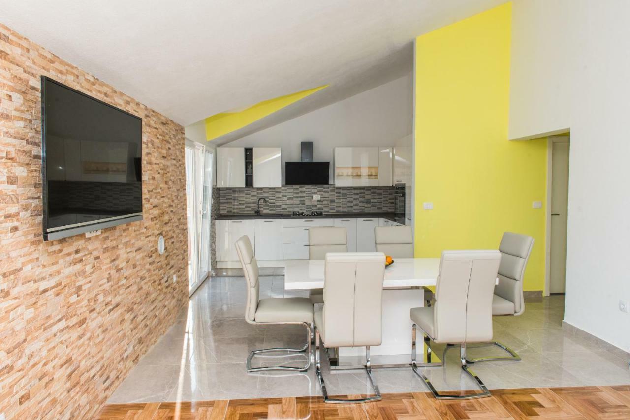 Apartman Franko Lägenhet Grebaštica Exteriör bild